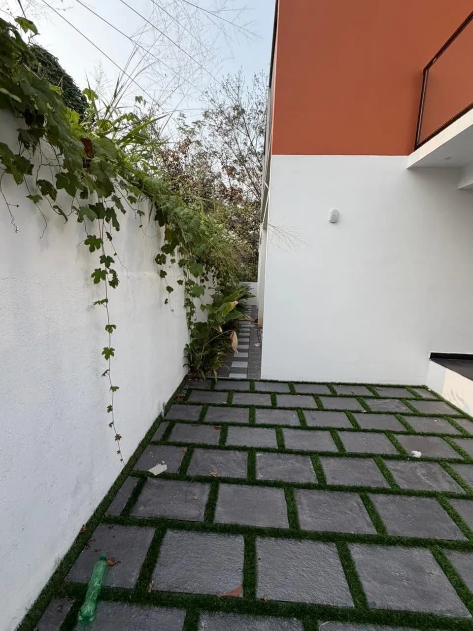 4.5 Cent 1750 Sqft. 3BHK House in Peyad, Trivandrum