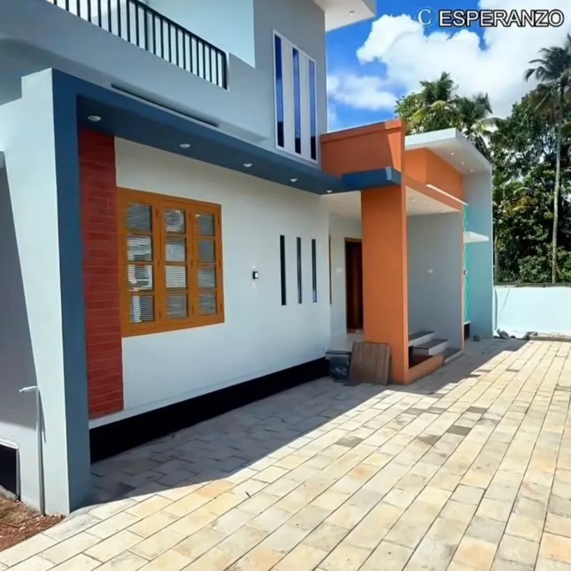 6 cent, 3BHK house in Society Jn, Perumbuzha, Kollam