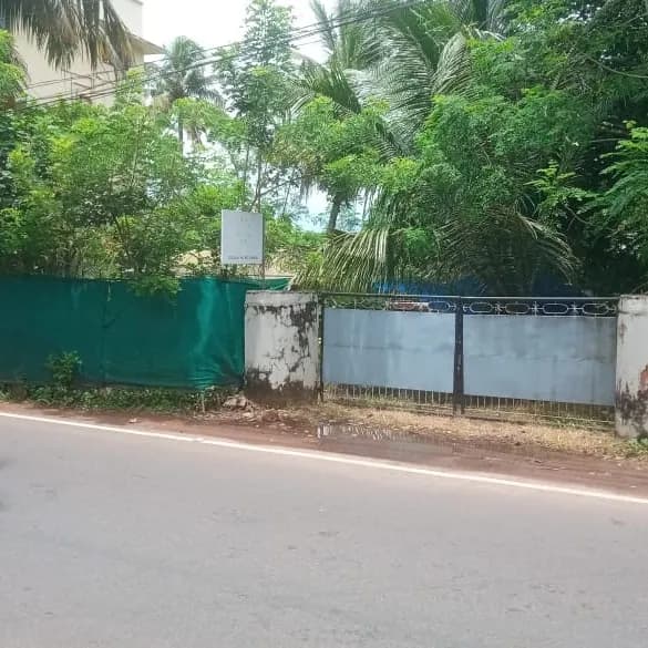 14 Cents with 3BHK near Matha Hospital, Mathil, Kollam