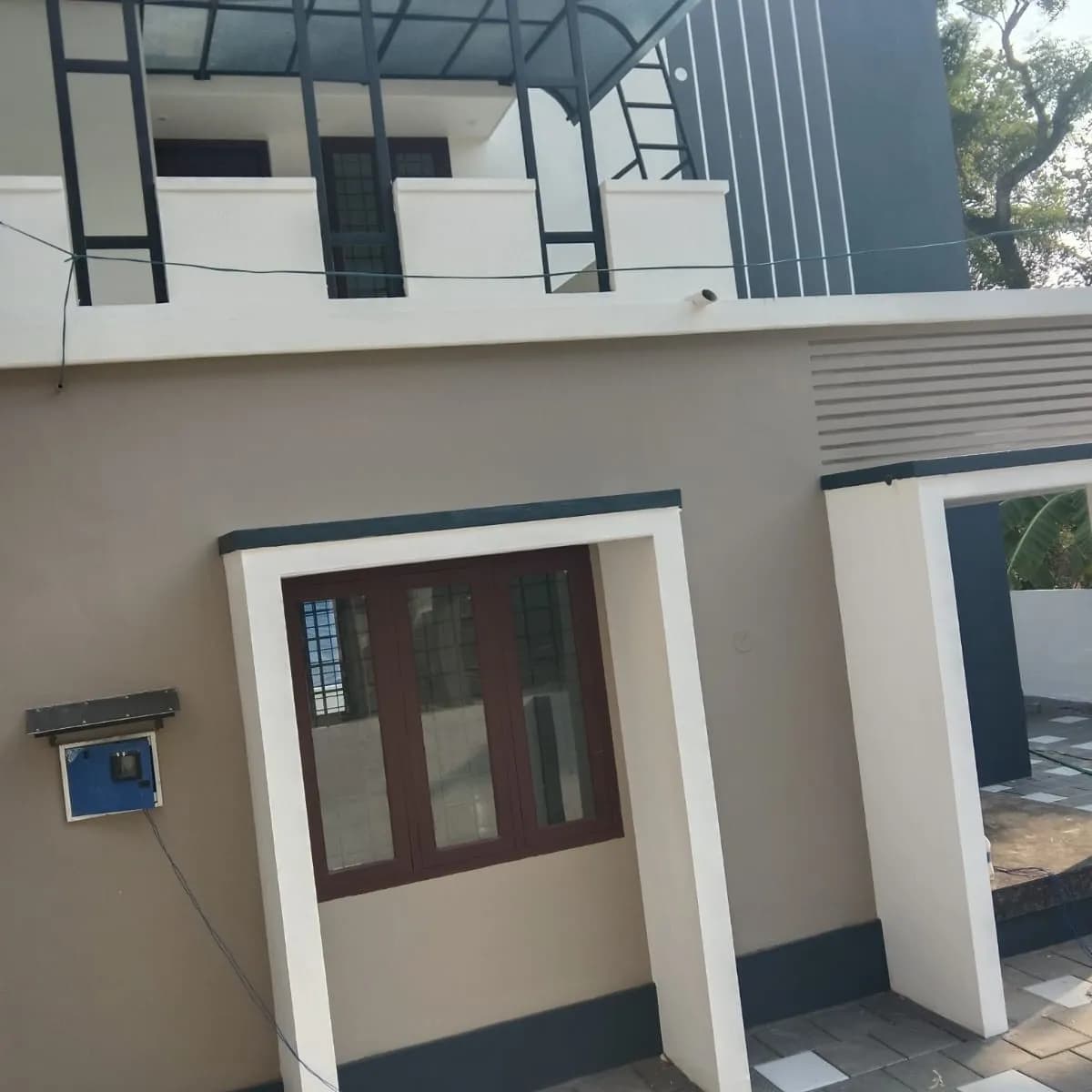 5.25 Cents with 3BHK house in Chemmanmukku, Kollam