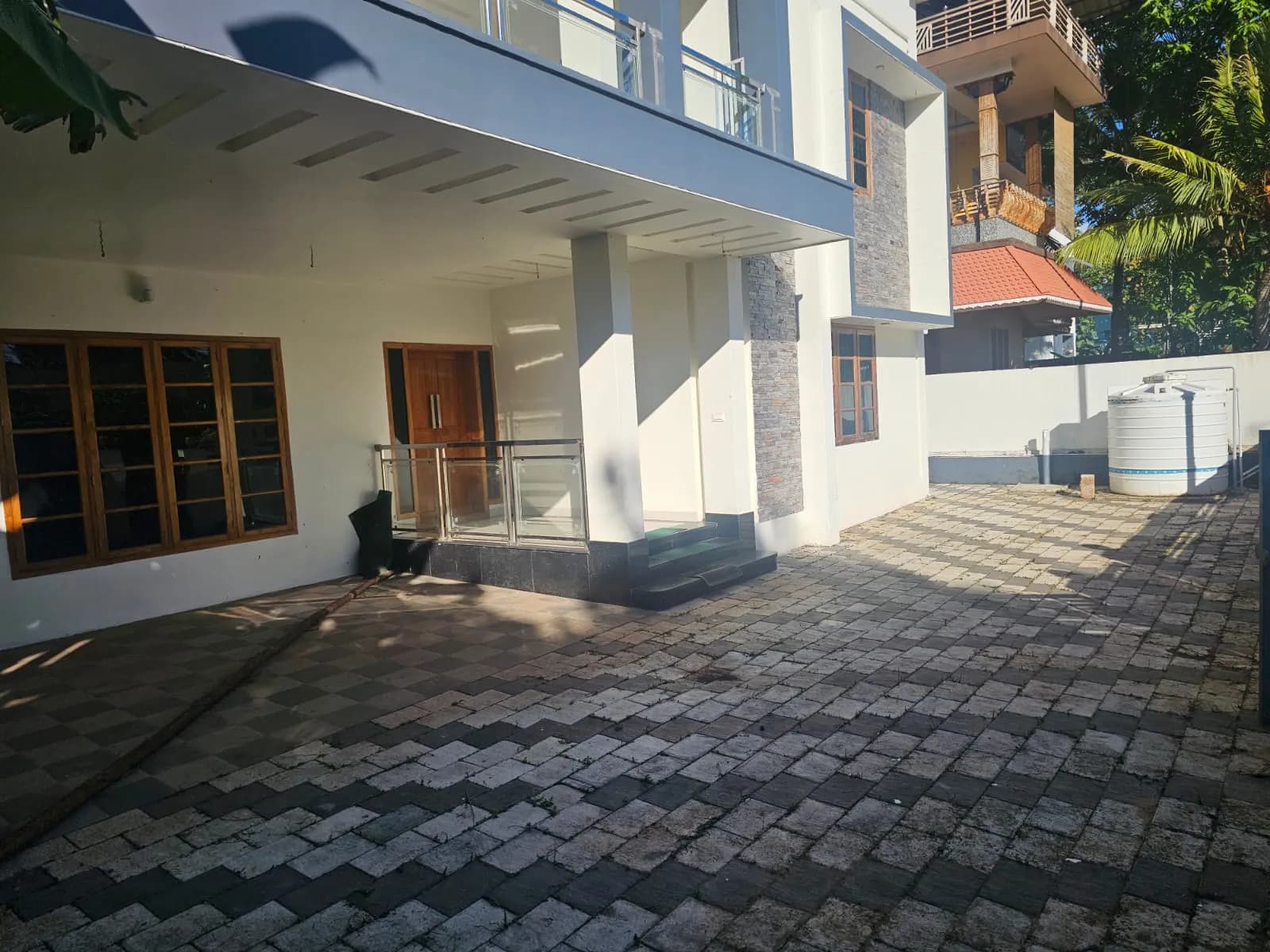 5BHK Newly Build House for Rent at Sreekaryam
