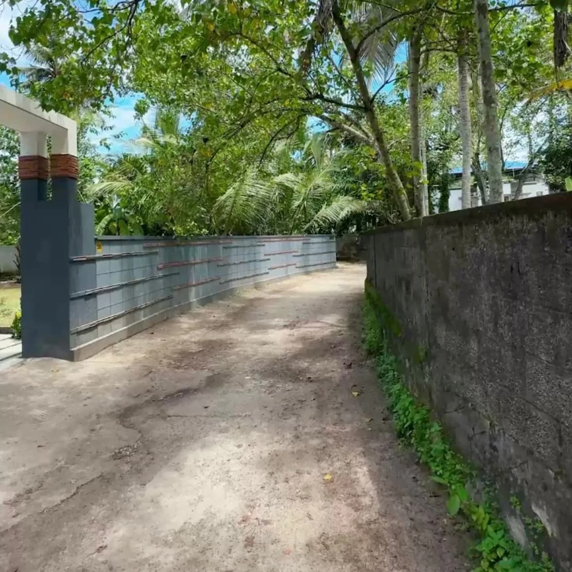 17.5 Cent 3600 Sqft 5BHK House for Sale at Attingal, Trivandrum