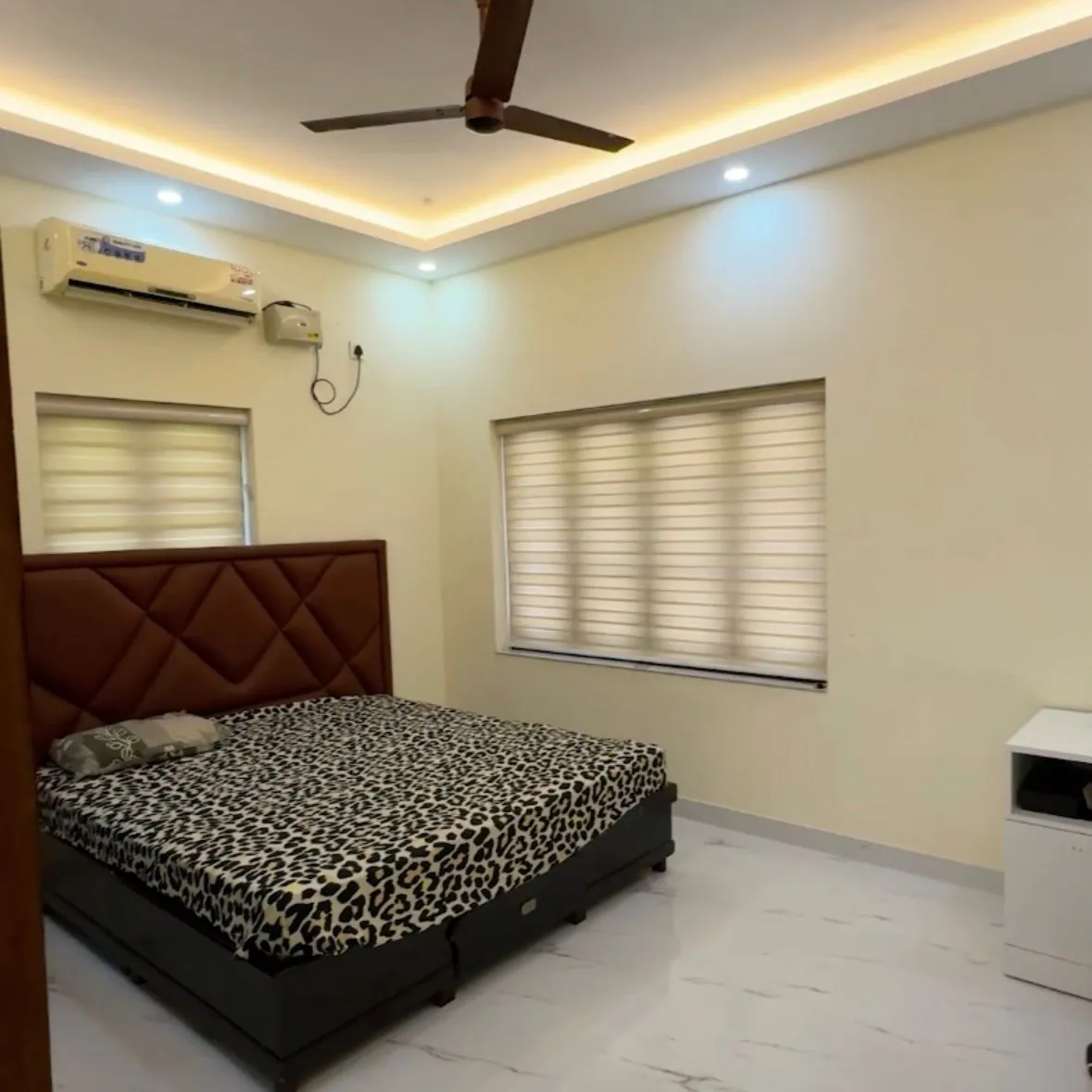 17.5 Cent 3600 Sqft 5BHK House for Sale at Attingal, Trivandrum