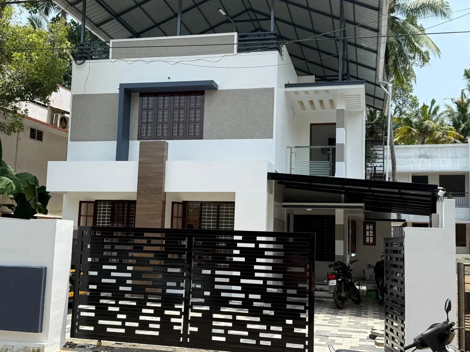 6 Cents 2250 Sq.Ft PREMIUM HOUSE FOR SALE – THIRUVALLOM, TRIVANDRUM