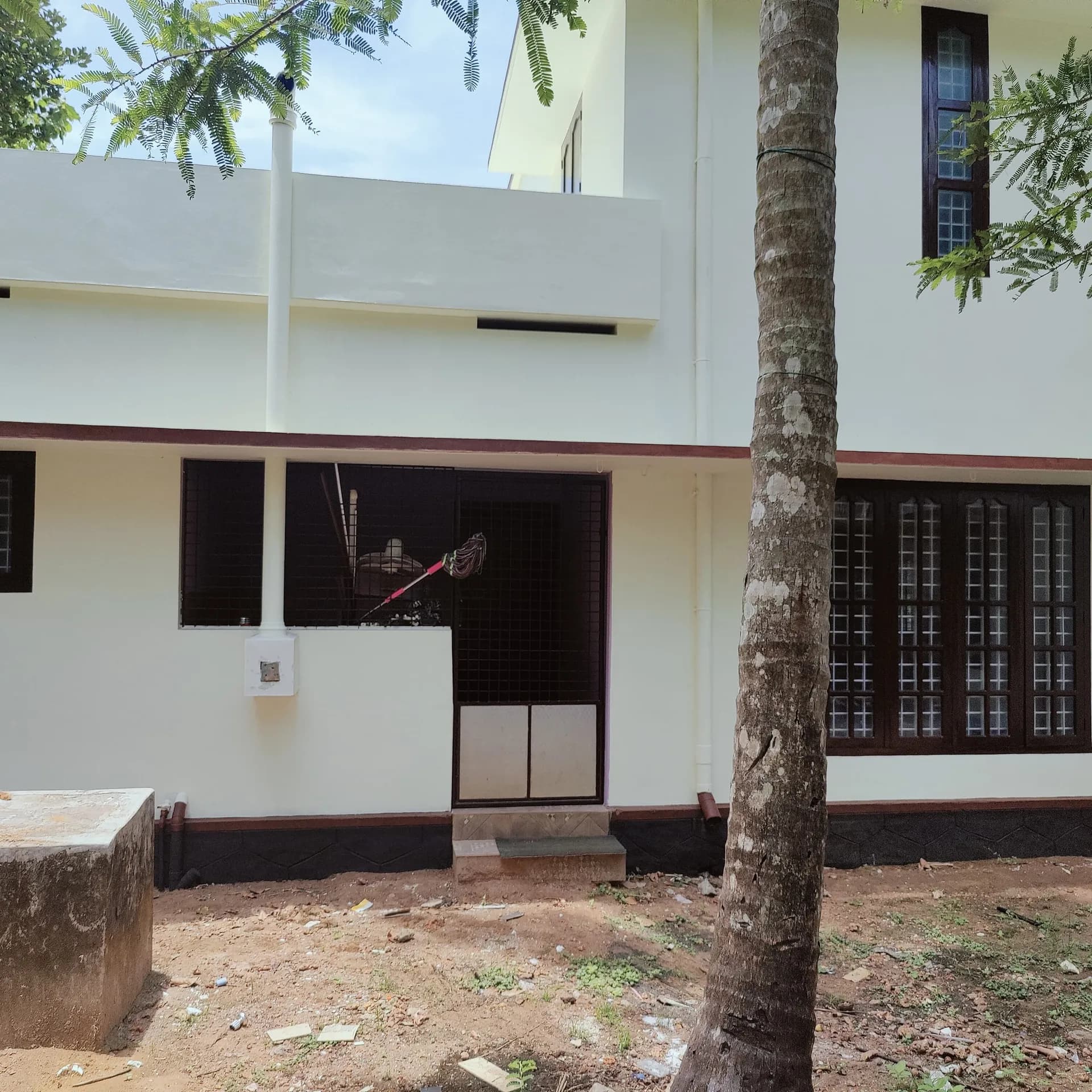 14 Cents 4bhk near Paripally Medical College, Kollam