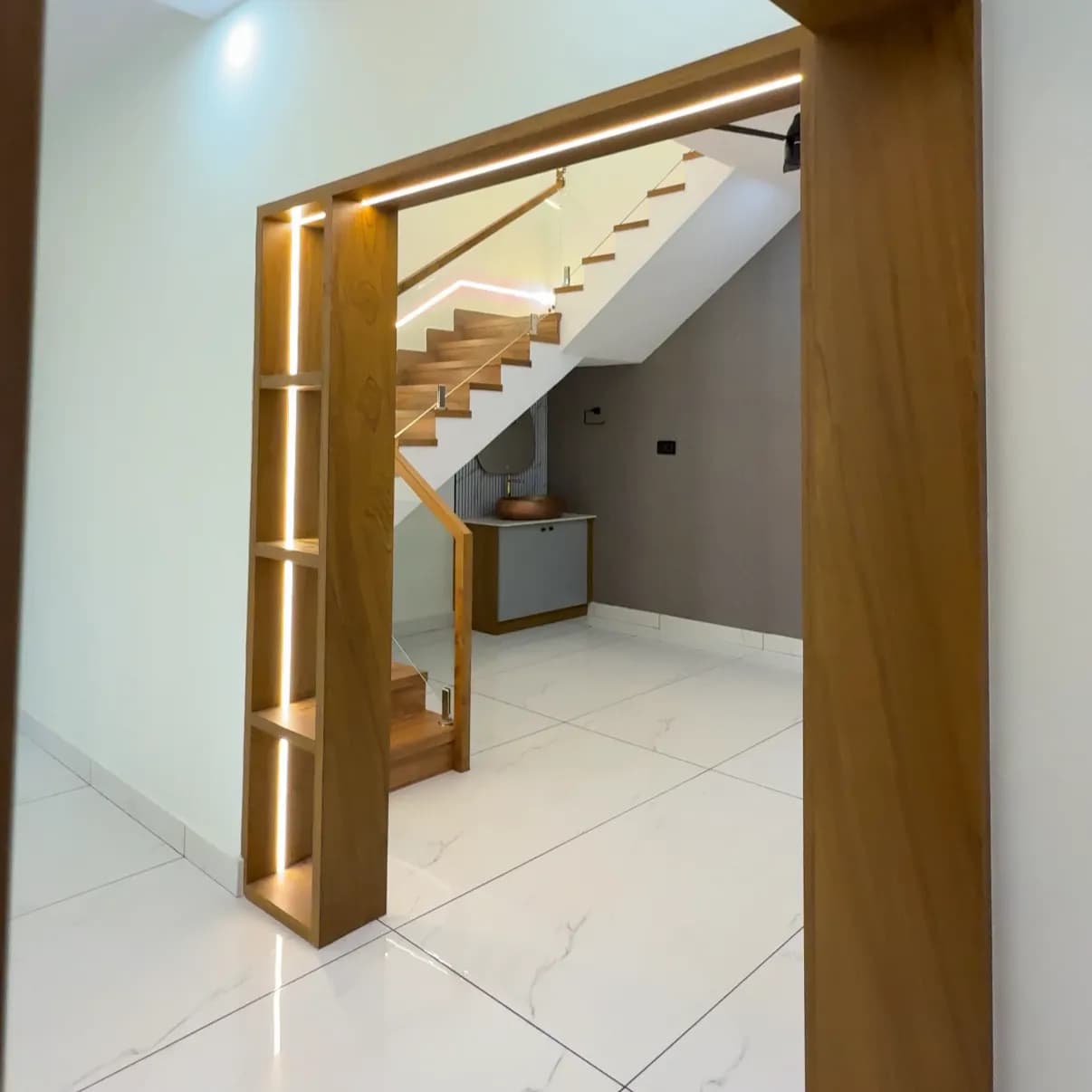 7 Cents with 4BHK near Umayanelloor Jn, Kollam