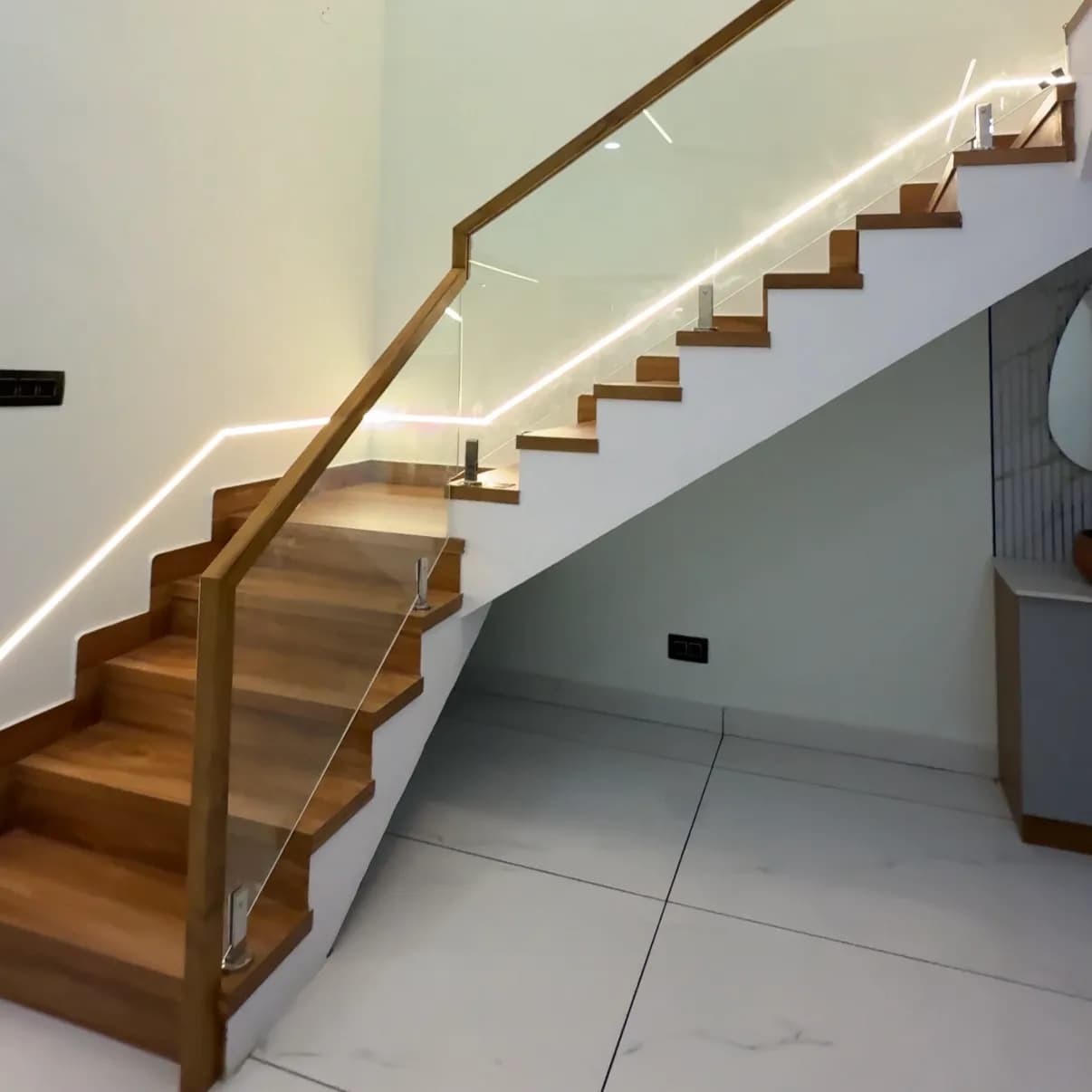 7 Cents with 4BHK near Umayanelloor Jn, Kollam