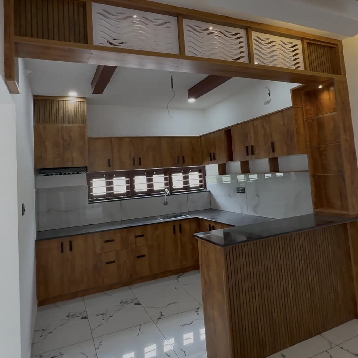 5.5 Cents 3BHK house near Mammoodu Junction, Kollam