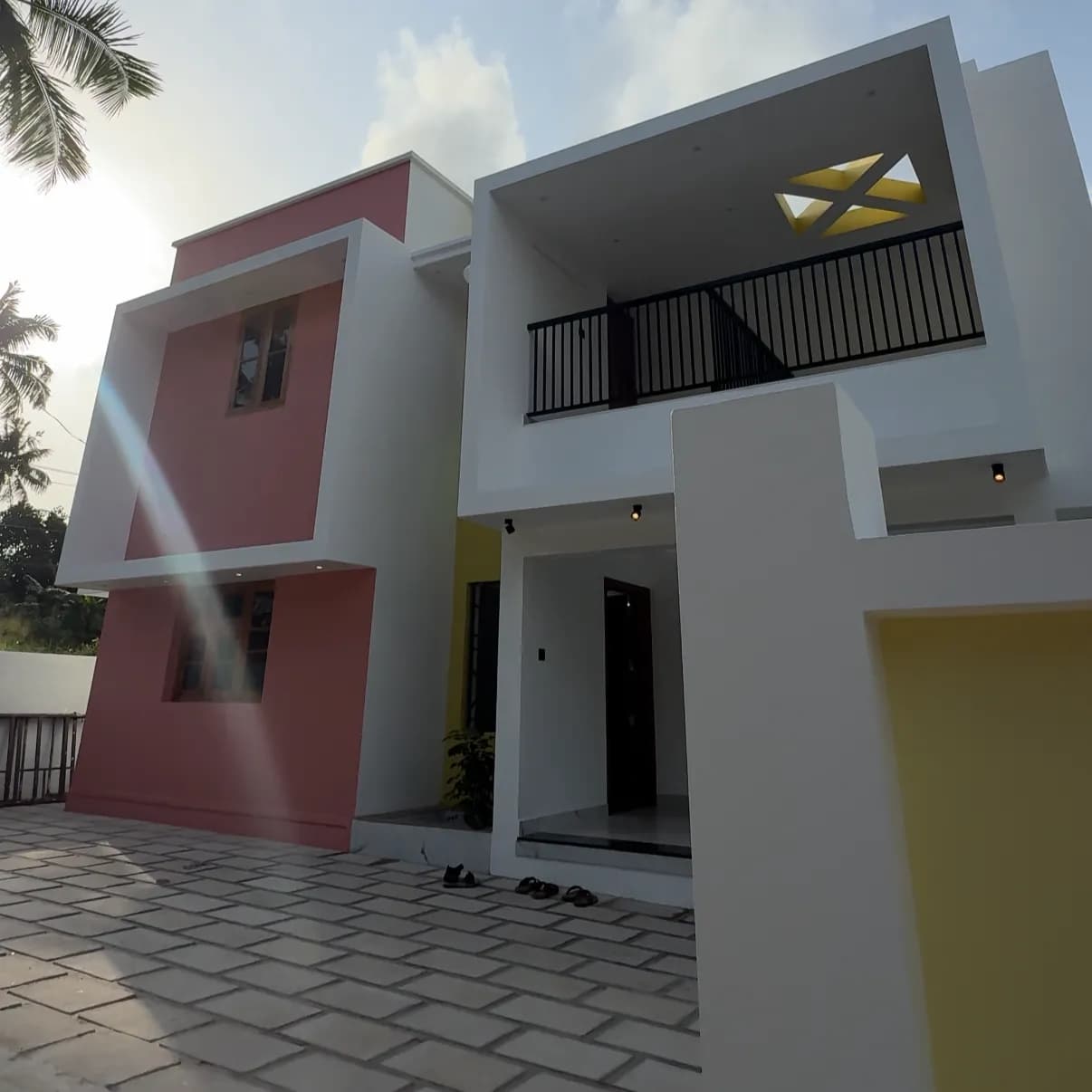 5.25 Cents with 4BHK Premium House near Mammoodu Jn, Kollam