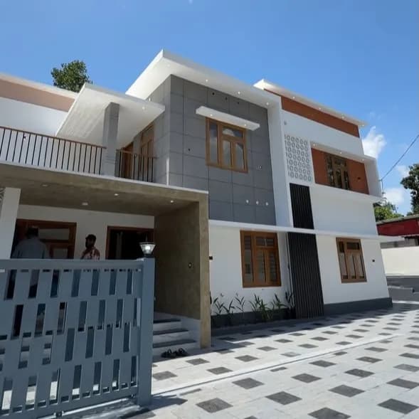 5.5 Cents 4BHK Premium House 2100 Sqft in Perumpuzha Jn, Kollam